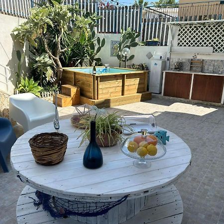 أفولا Room On The Beach المظهر الخارجي الصورة