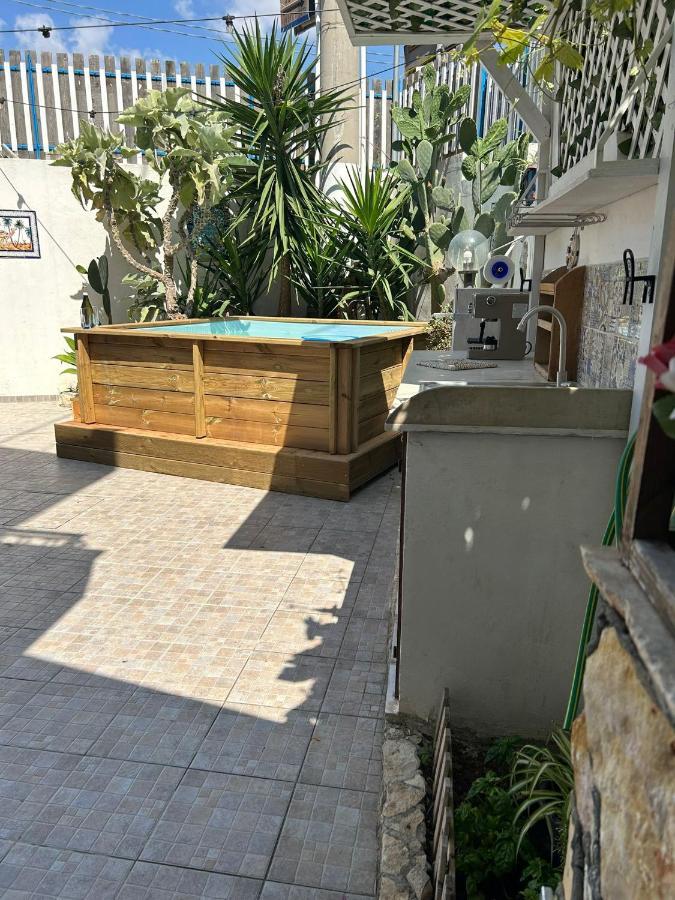 أفولا Room On The Beach المظهر الخارجي الصورة