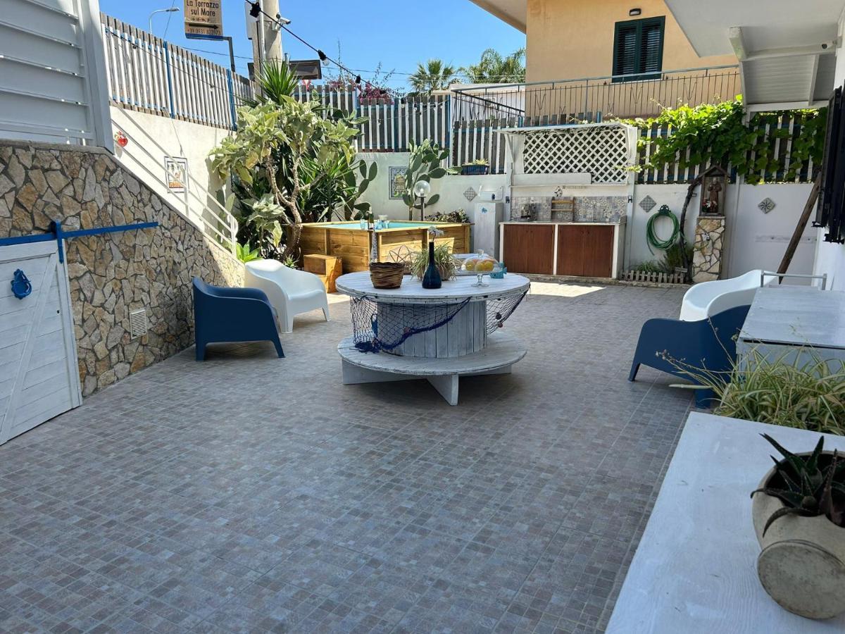 أفولا Room On The Beach المظهر الخارجي الصورة