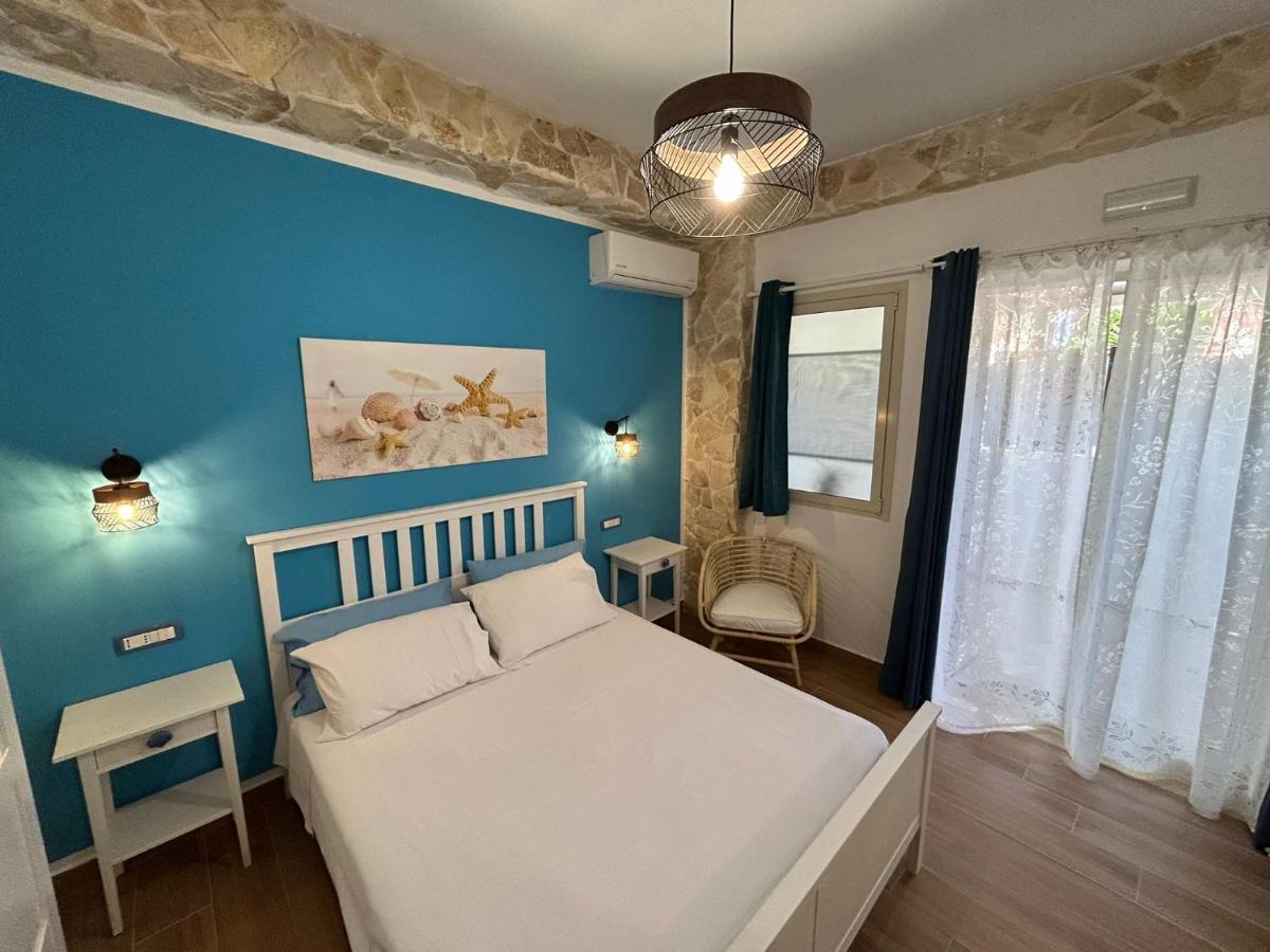 أفولا Room On The Beach المظهر الخارجي الصورة